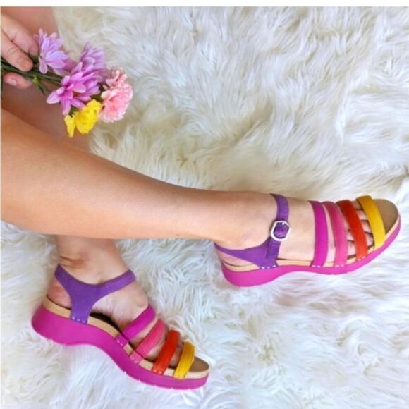 Dansko Roxie Rainbow Multicolor Sandals size 38 / 7.5-8 - Picture 1 of 12